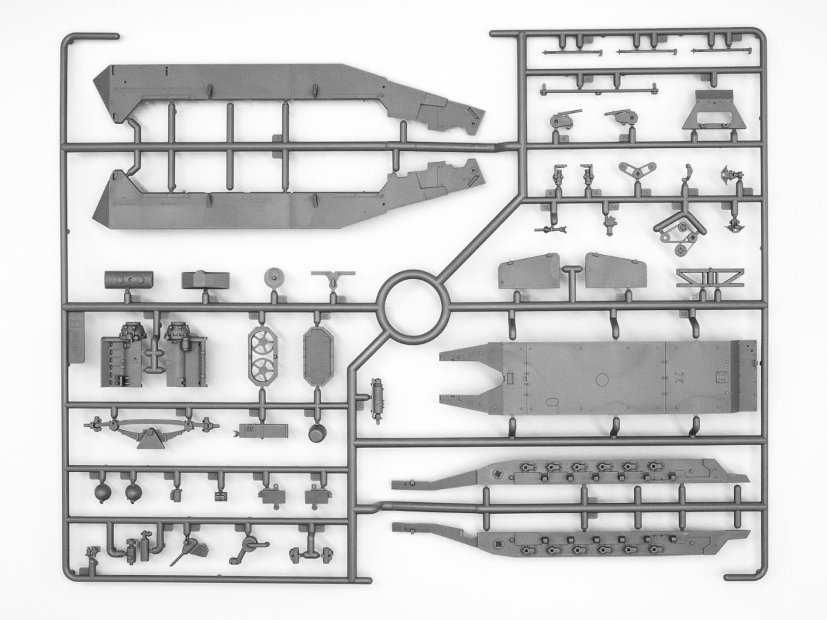 Zdjęcie dodatkowe produktu Sd. Kfz. 251/8 Ausf A Krankenpanzerwagen 1:35 ICM 35113