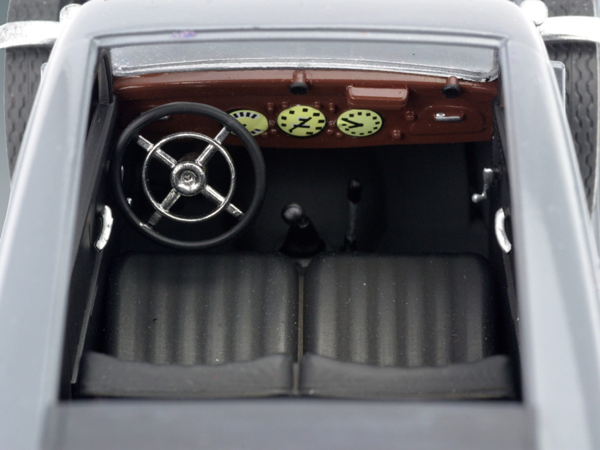 Zdjęcie dodatkowe produktu Typ 320 (W142) Saloon 1:35 ICM 35537