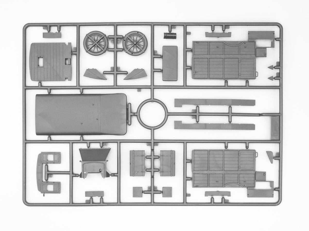 Zdjęcie dodatkowe produktu Model T 1917 Ambulance (early) 1:35 ICM 35665