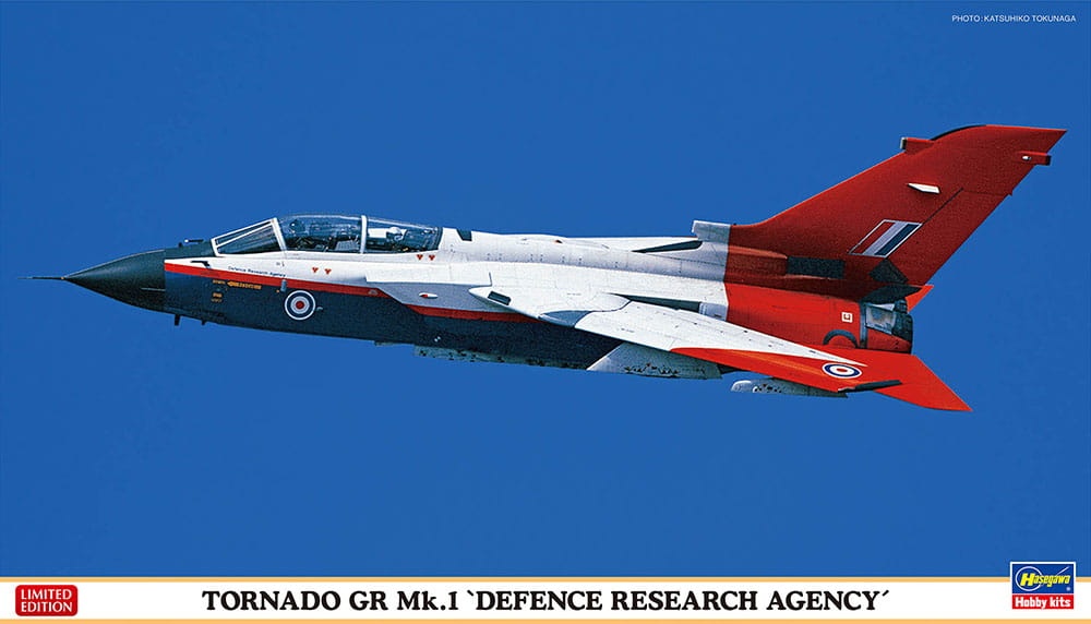 Zdjęcie główne produktu Tornado GR Mk.1 Defense Research Agency 1:72 Hasegawa 02456