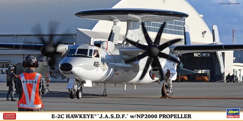 E-2 C Hawkeye JSDAF with NP2000 Propeller 1:72 Hasegawa 02457