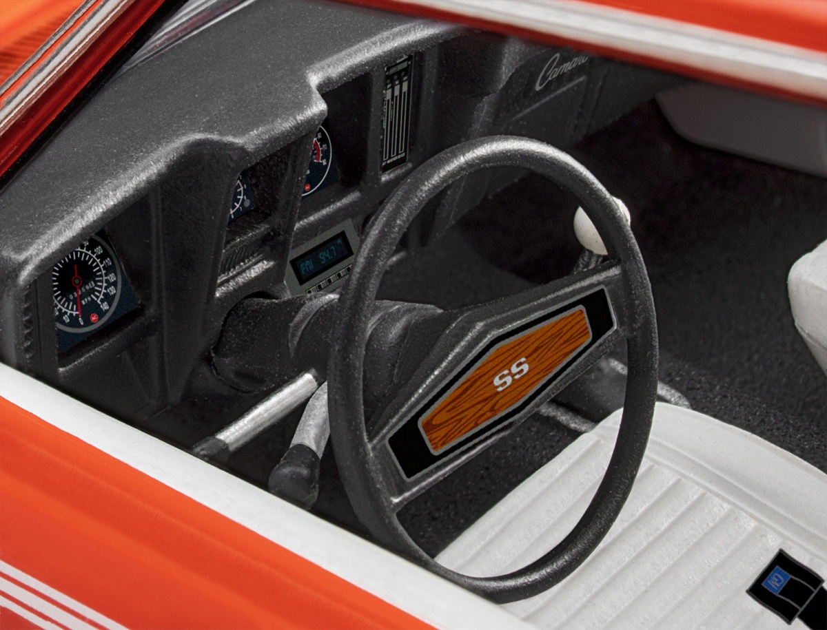 Zdjęcie dodatkowe produktu Chevrolet Camaro SS 396 (69) 1:25 Revell 07712