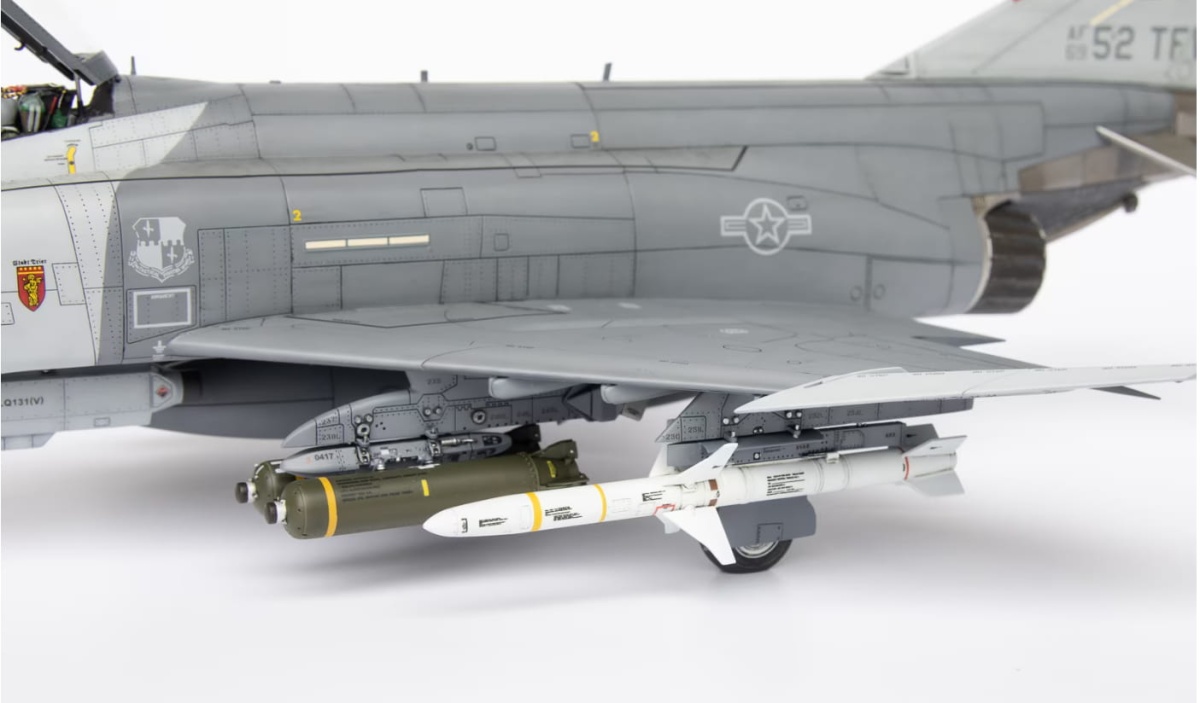 Zdjęcie dodatkowe produktu McDonnell Douglas F-4 G Phantom II Wild Weasel 1:48 Meng LS015
