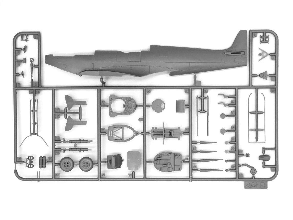 Zdjęcie dodatkowe produktu Spitfire Mk.IX with RAF Pilots and Ground Personnel 1:48 ICM 48801
