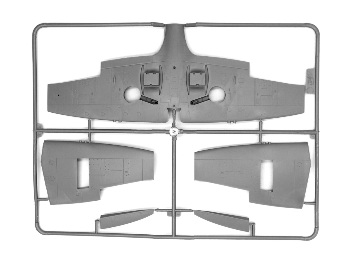 Zdjęcie dodatkowe produktu Spitfire Mk.IX with RAF Pilots and Ground Personnel 1:48 ICM 48801
