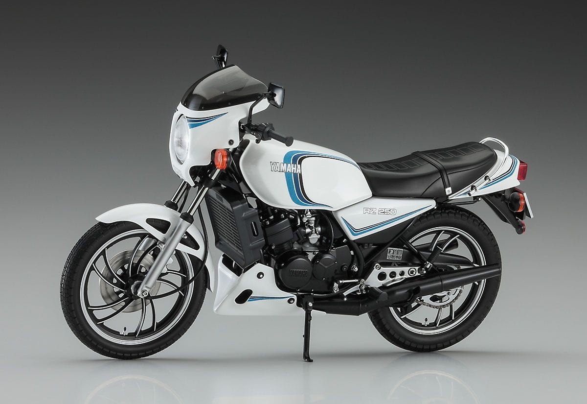 Zdjęcie dodatkowe produktu Yamaha RZ250 (4L3) z pokrywą (1982) 1:12 Hasegawa 21758
