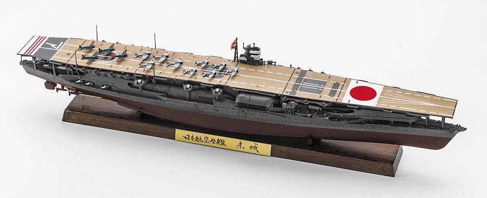 Zdjęcie dodatkowe produktu Japanese Navy Aircraft Carrier Akagi 1:700 Hasegawa CH127