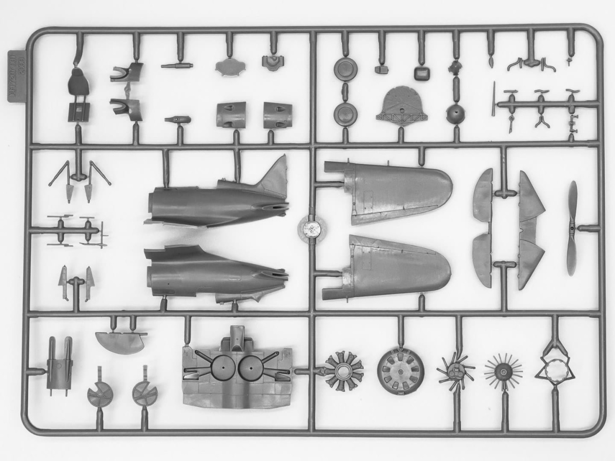 Zdjęcie dodatkowe produktu I-16 type 24 1:72 ICM 72071