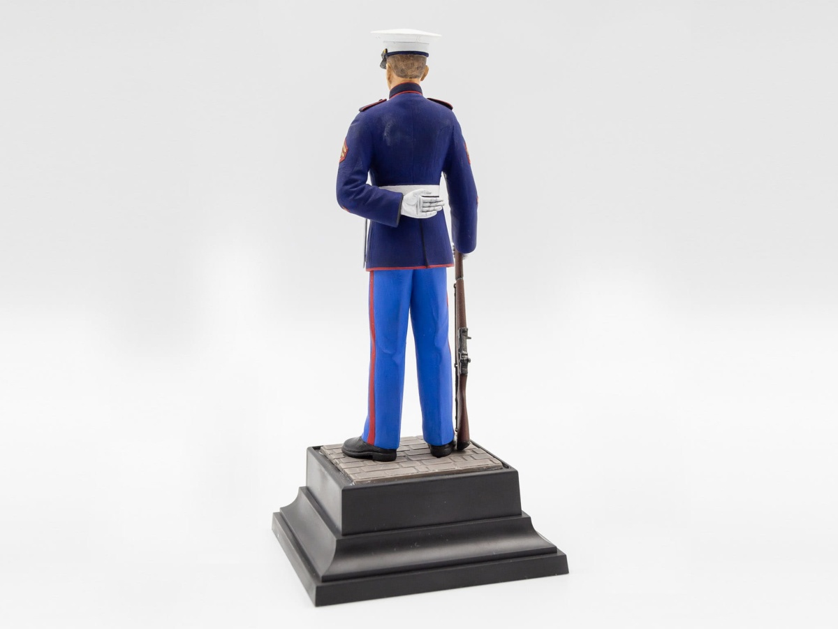 Zdjęcie dodatkowe produktu US Marines Sergeant 1:16 ICM 16005