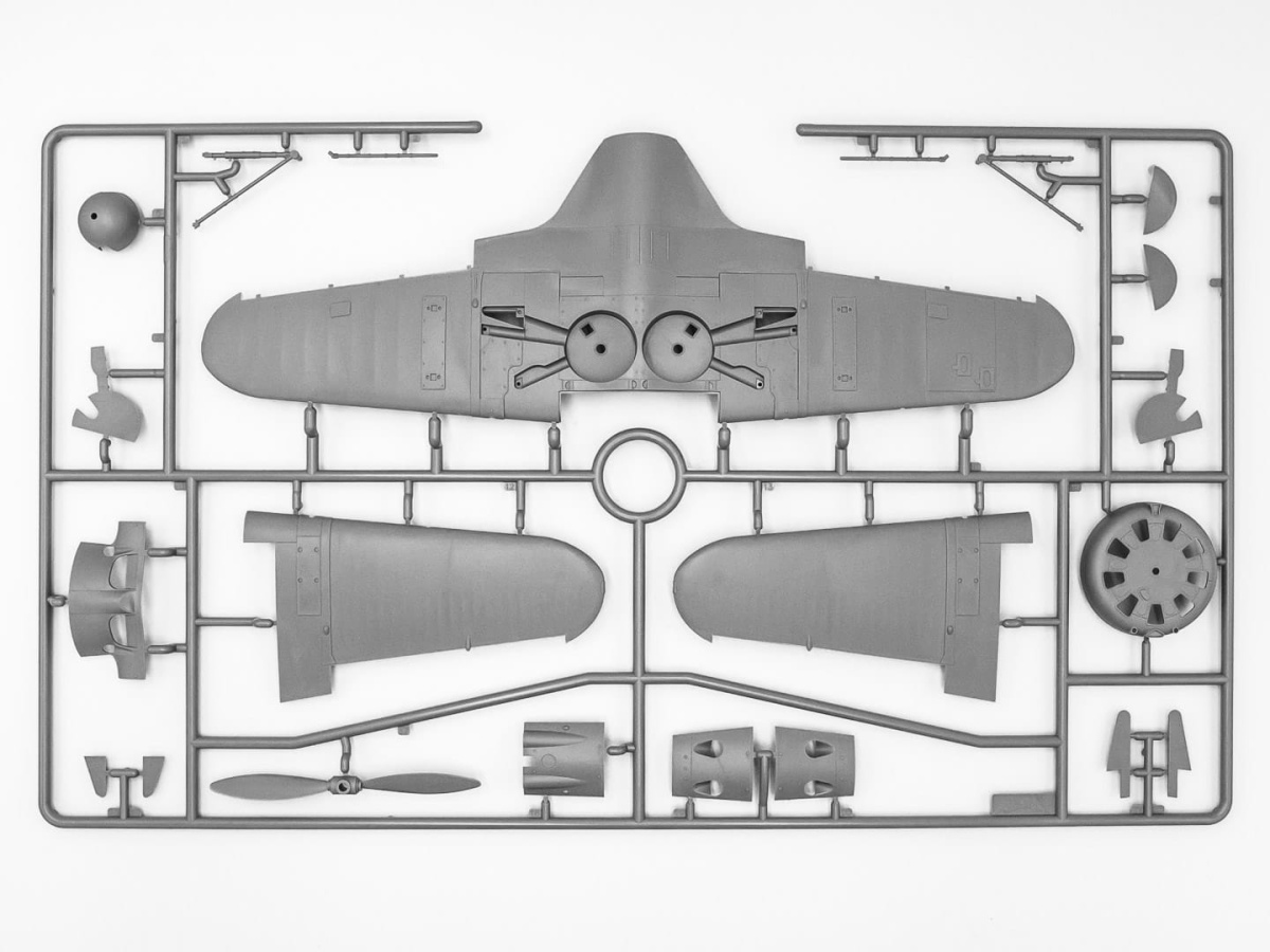 Zdjęcie dodatkowe produktu I-16 type 24 1:32 ICM 32001