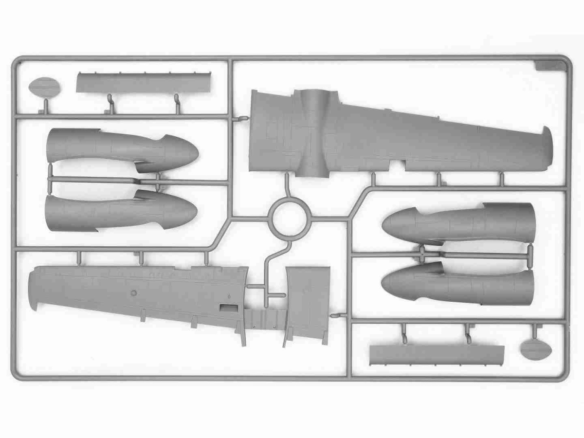 Zdjęcie dodatkowe produktu B-26K with USAF Pilots and Ground Personnel 1:48 ICM 48280
