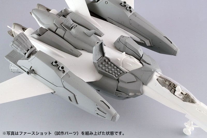 Zdjęcie dodatkowe produktu VF-25F/S Super Messiah Macross Frontier 1:72 Hasegawa 65727