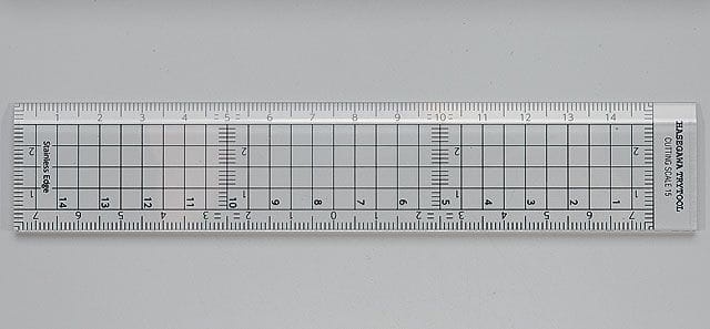 Zdjęcie główne produktu Skala do Cięcia (15 Cm) [krawędź Ze Stali Nierdzewnej] Hasegawa TT40
