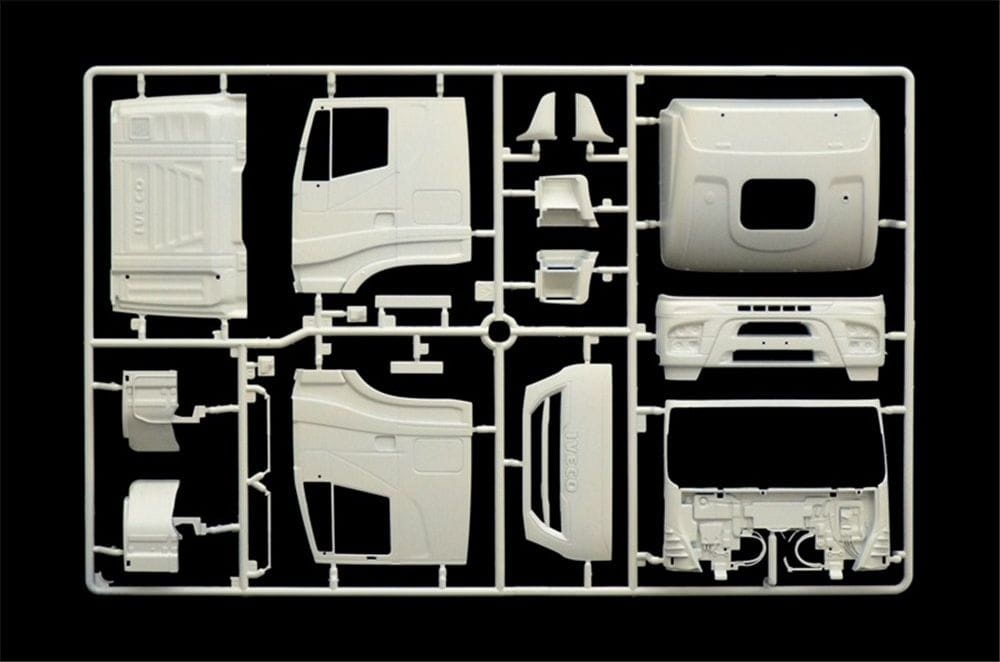 Zdjęcie dodatkowe produktu Iveco Hi-Way E5 Abarth 1:24 Italeri 3934