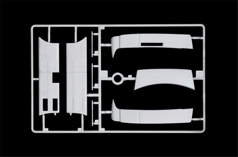 Zdjęcie dodatkowe produktu Iveco Hi-Way E5 Abarth 1:24 Italeri 3934