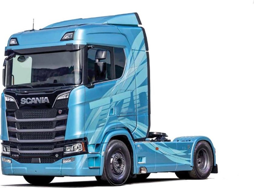 Zdjęcie dodatkowe produktu Scania S770 4x2 Normal Roof 1:24 Italeri 3961