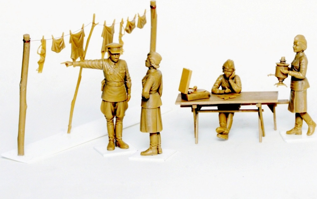 Zdjęcie dodatkowe produktu Radzieckie Kobiety w Służbie Wojskowej (1939-1942) 1:35 ICM 35621