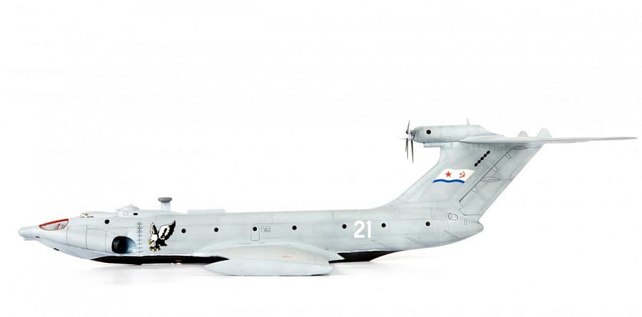 Zdjęcie dodatkowe produktu A-90 Orlyonok Troop Carrier Ekranoplan 1:144 Zvezda 7016