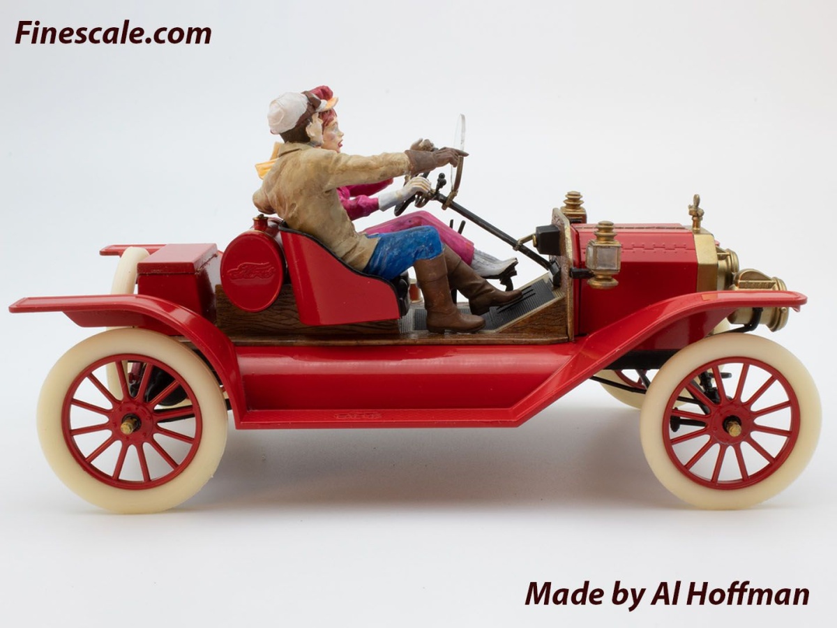 Zdjęcie dodatkowe produktu Model T 1913 Speedster with American Sport Car Drivers 1:24 ICM 24026