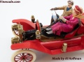 Zdjęcie dodatkowe produktu Model T 1913 Speedster with American Sport Car Drivers 1:24 ICM 24026
