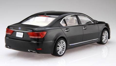 Zdjęcie dodatkowe produktu Lexus LS600hL 2013 1:24 Fujimi 039251
