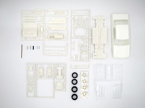 Zdjęcie dodatkowe produktu Nissan Cedric 4d Hardtop (Y30) (High Society Car Version) 1:24 Fujimi 047829