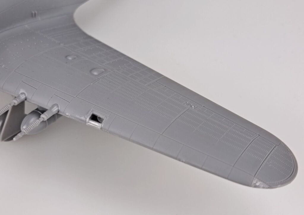 Zdjęcie dodatkowe produktu Hurricane Mk IIc 1/48 1:48 Arma Hobby 40004