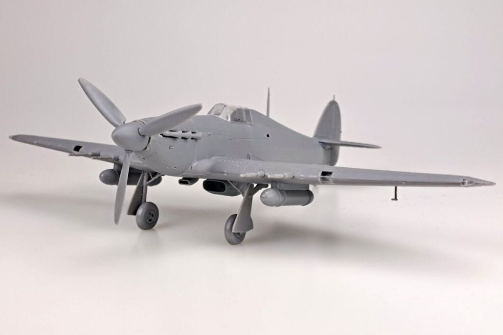 Zdjęcie dodatkowe produktu Hurricane Mk IIc 1/48 1:48 Arma Hobby 40004