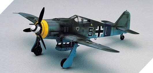 Zdjęcie dodatkowe produktu Focke-Wulf Fw190A-6/8 1:72 Academy 12480