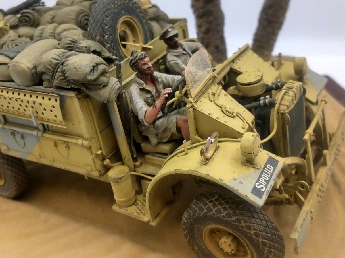 Zdjęcie dodatkowe produktu LRDG F30 Patrol Truck, CMP In LRDG Service 1:35 Thunder Models 35305
