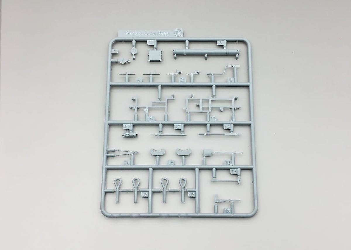 Zdjęcie dodatkowe produktu Jagdpanther II Niemiecki niszczyciel czołgów 1:35 Amusing Hobby 35A011