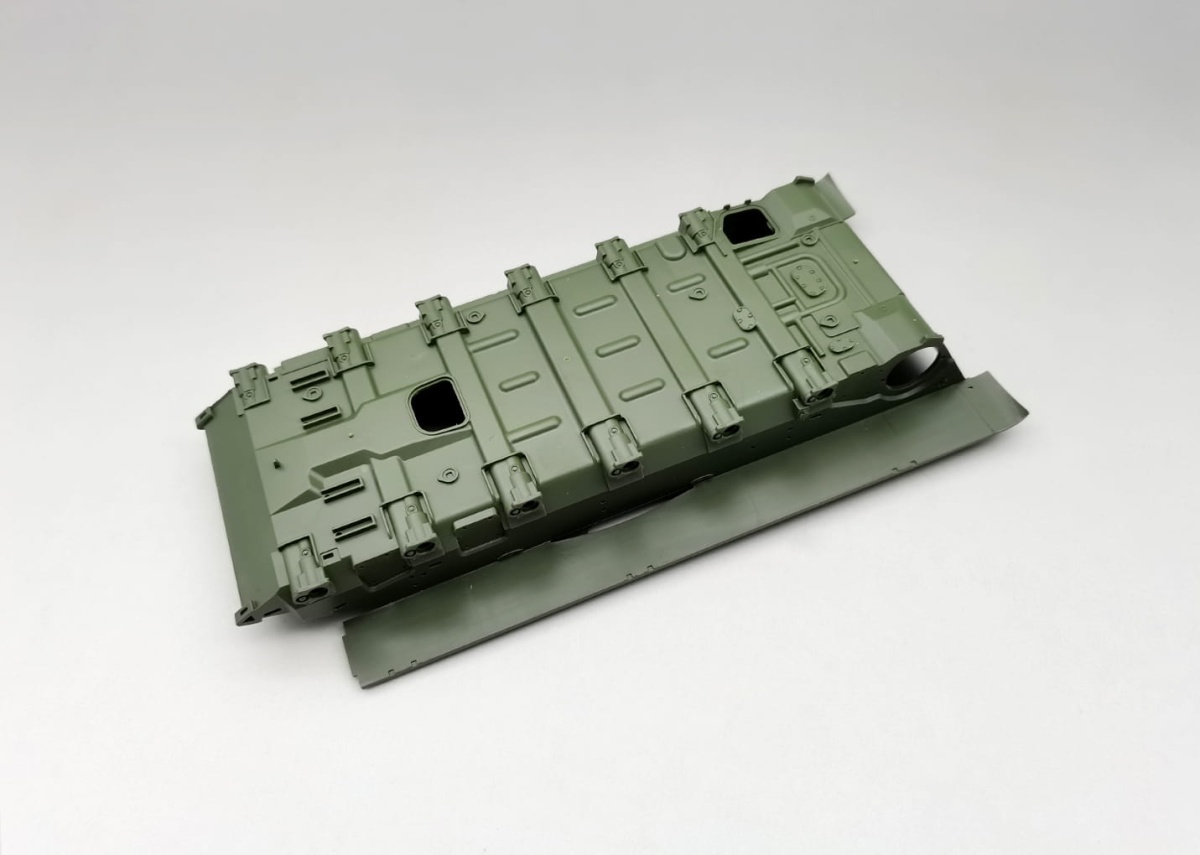 Zdjęcie dodatkowe produktu T-90A Rosyjski Główny Czołg Bojowy 1:35 Amusing Hobby 35A050