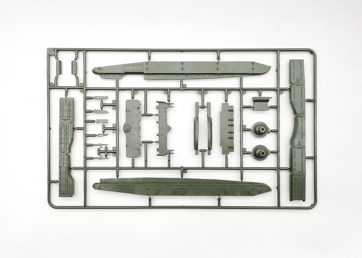 Zdjęcie dodatkowe produktu T-72AV z pełnym wnętrzem 1:35 Amusing Hobby 35A041