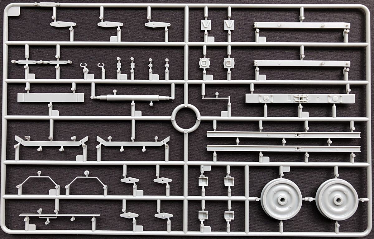 Zdjęcie dodatkowe produktu German Gedeckter Guterwagen Gr 1:35 Thunder Models 35902