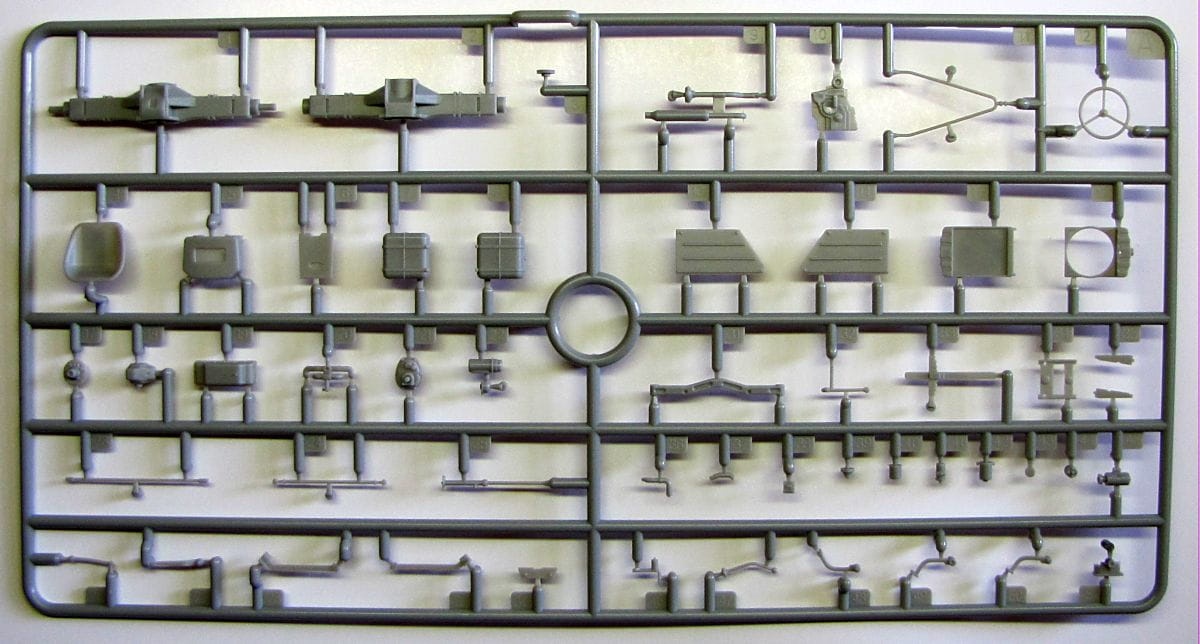 Zdjęcie dodatkowe produktu US Army Case Tractor 1:35 Thunder Models 35001
