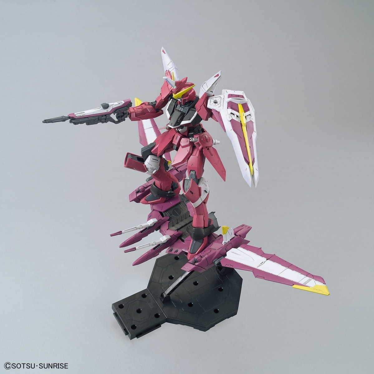 Zdjęcie dodatkowe produktu Gunpla ZGMF-X09A Justice Gundam MG 1:100
