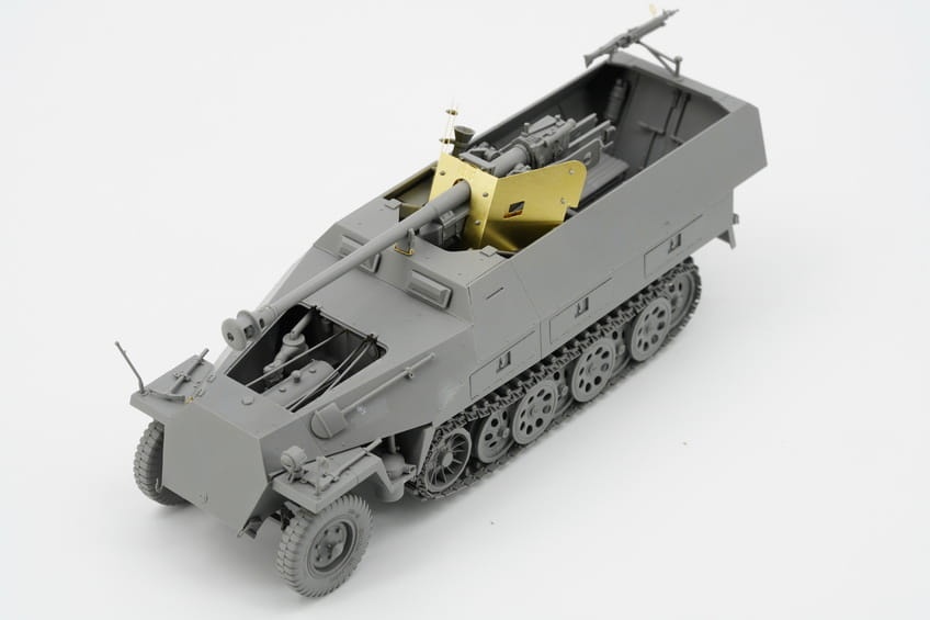Zdjęcie dodatkowe produktu Sd.Kfz.251/22 w/ 7,5 cm PaK 40 Pakwagen 1:35 Border Model BT043