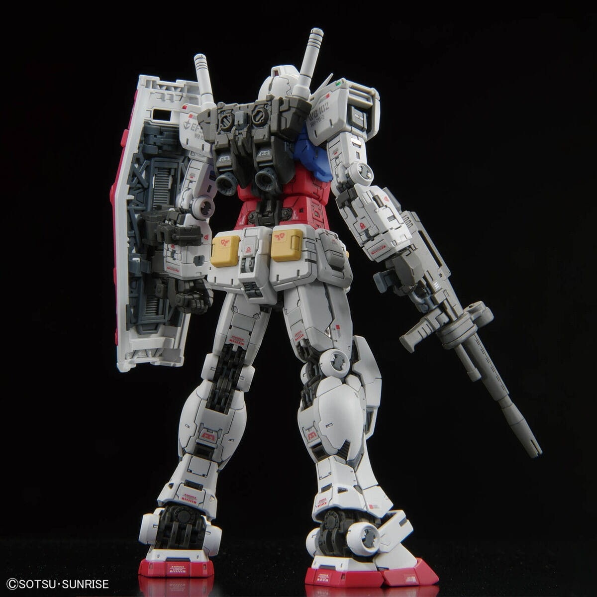 Zdjęcie dodatkowe produktu Gunpla RX-78-2 Gundam (Ver. 2.0) RG 1:144