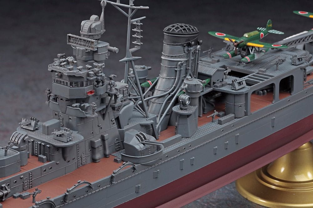 Zdjęcie dodatkowe produktu IJN Light Cruiser Yahagi "The Battle of the Leyte Gulf" 1:350 Hasegawa 40109