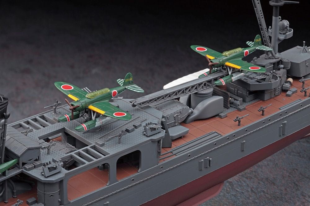 Zdjęcie dodatkowe produktu IJN Light Cruiser Yahagi "The Battle of the Leyte Gulf" 1:350 Hasegawa 40109