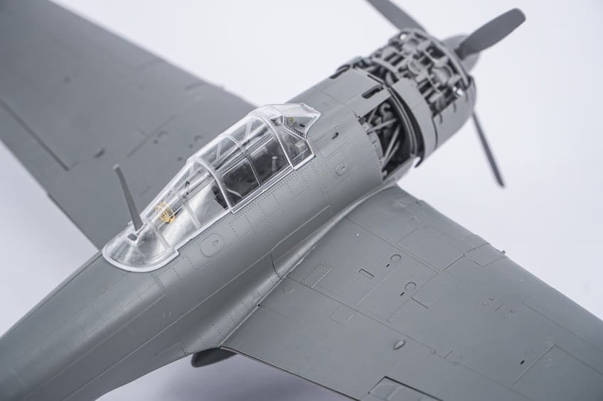Zdjęcie dodatkowe produktu Mostek IJN Akagi z pokładem lotniczym i myśliwcem A6M2 Zero z wnętrzem silnika i uzbrojeniem 1:35 Border Model BSF002