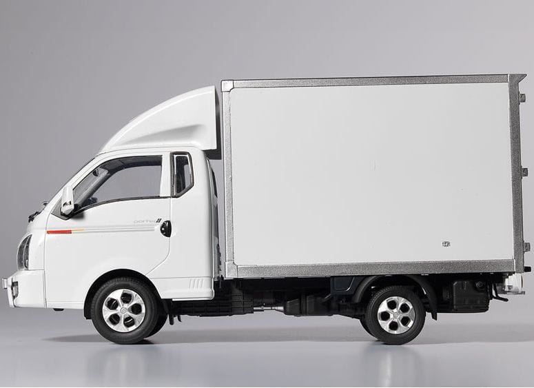Zdjęcie dodatkowe produktu Hyundai Porter II MCP 1:24 Academy 15145