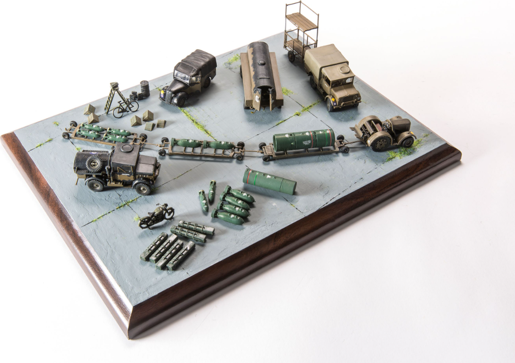 Zdjęcie dodatkowe produktu Zestaw do zaopatrzenia bombowców RAF z II wojny światowej 1:72 Airfix 05330