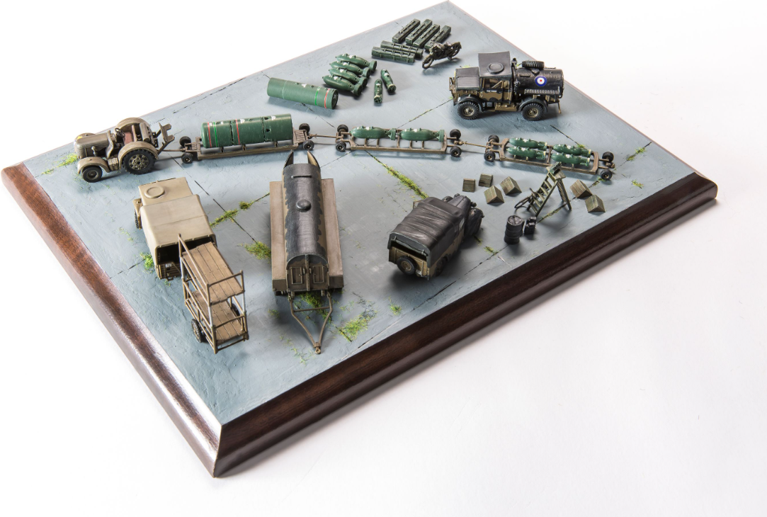 Zdjęcie dodatkowe produktu Zestaw do zaopatrzenia bombowców RAF z II wojny światowej 1:72 Airfix 05330