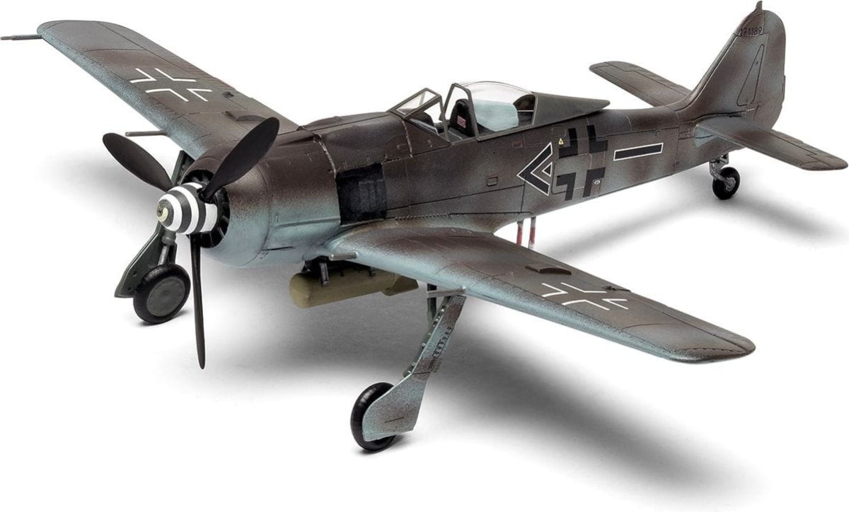 Zdjęcie dodatkowe produktu Focke-Wulf Fw190A-8/F-8 1:72 Airfix 02066A