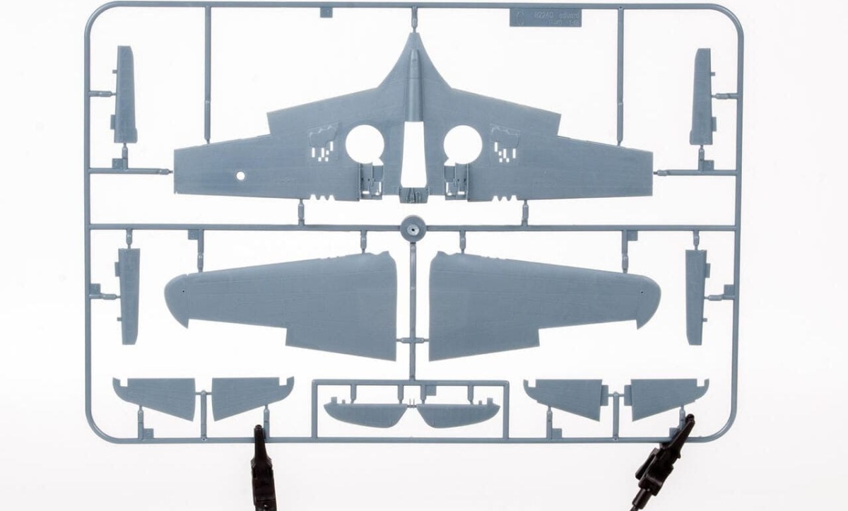 Zdjęcie dodatkowe produktu P-40E Warhawk Pacific Star Dual Combo Limited Edition 1:48 Eduard 11185