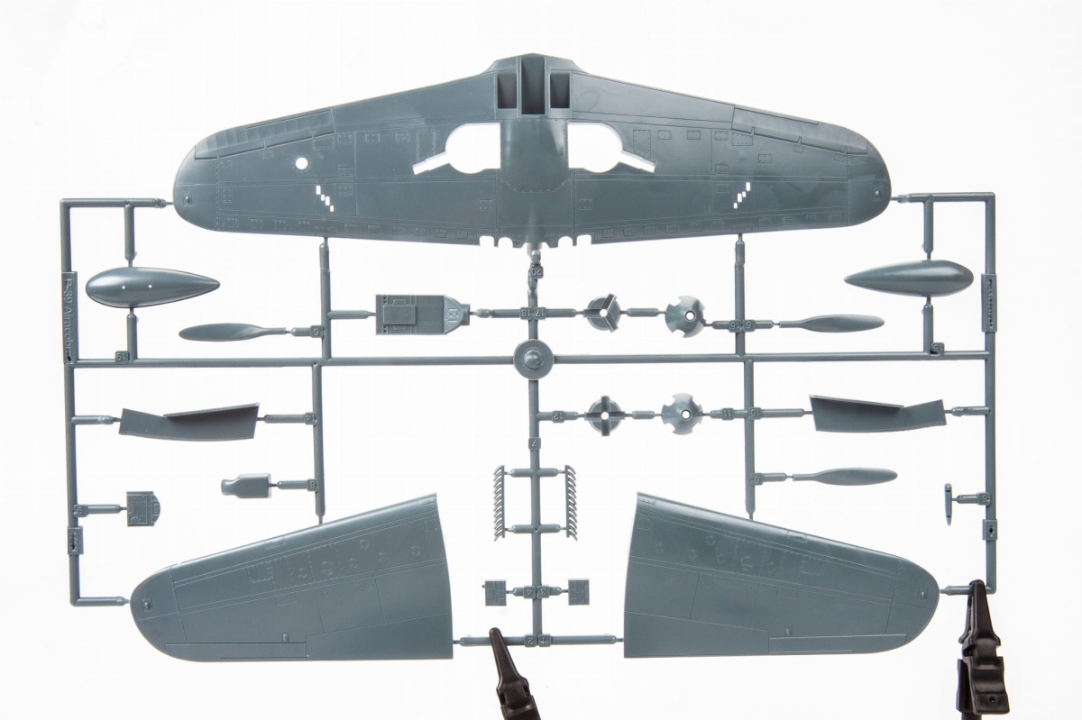 Zdjęcie dodatkowe produktu P-39Q Aircobra Weekend edition 1:48 Eduard 8470