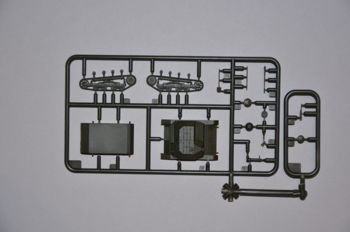 Zdjęcie dodatkowe produktu TKS z karabinami maszynowymi 1:72 First To Fight PL015