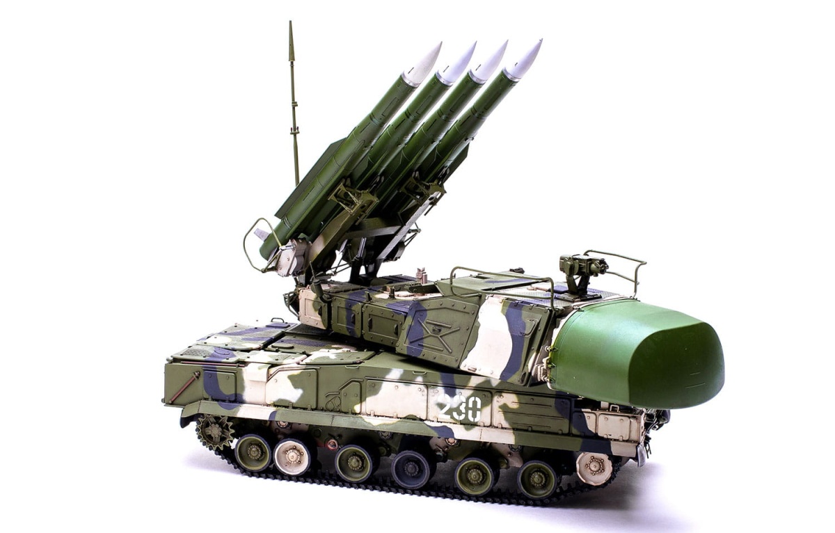 Zdjęcie dodatkowe produktu Rosyjski system rakietowy obrony powietrznej 9K37M1 BUK 1:35 Meng SS014