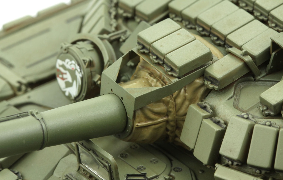 Zdjęcie dodatkowe produktu Rosyjski główny czołg bojowy T-72B1 1:35 Meng TS033